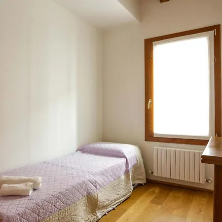 Daire Casa Fiera Few Steps From The Centre With Car-Park Treviso